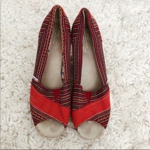 TOMS Womens Red Canvas Calypso Peep Toe Wedge